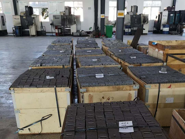 車間半成品存放區 車間半成品存放區